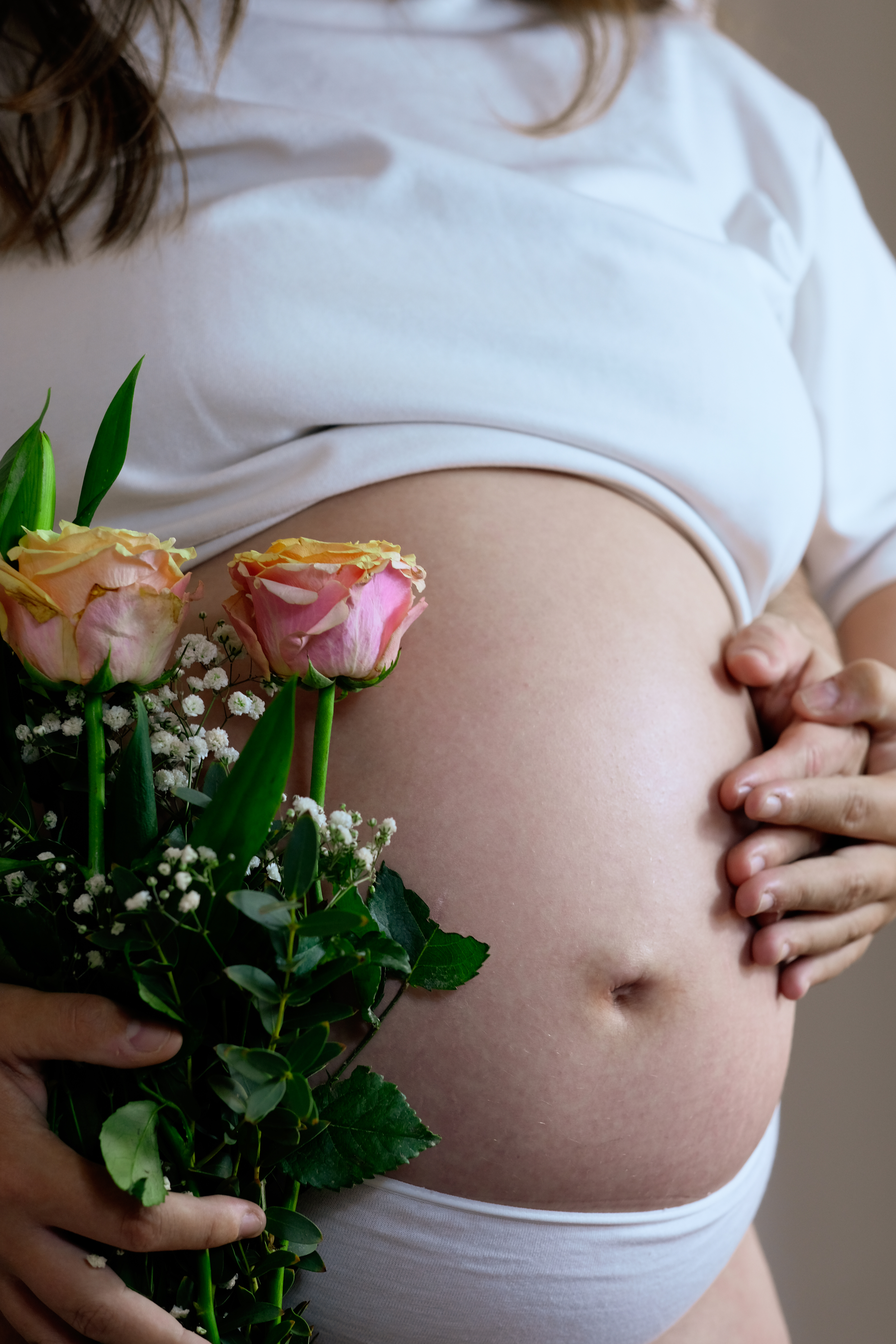 Portrait grossesse naturel à Hyères 03