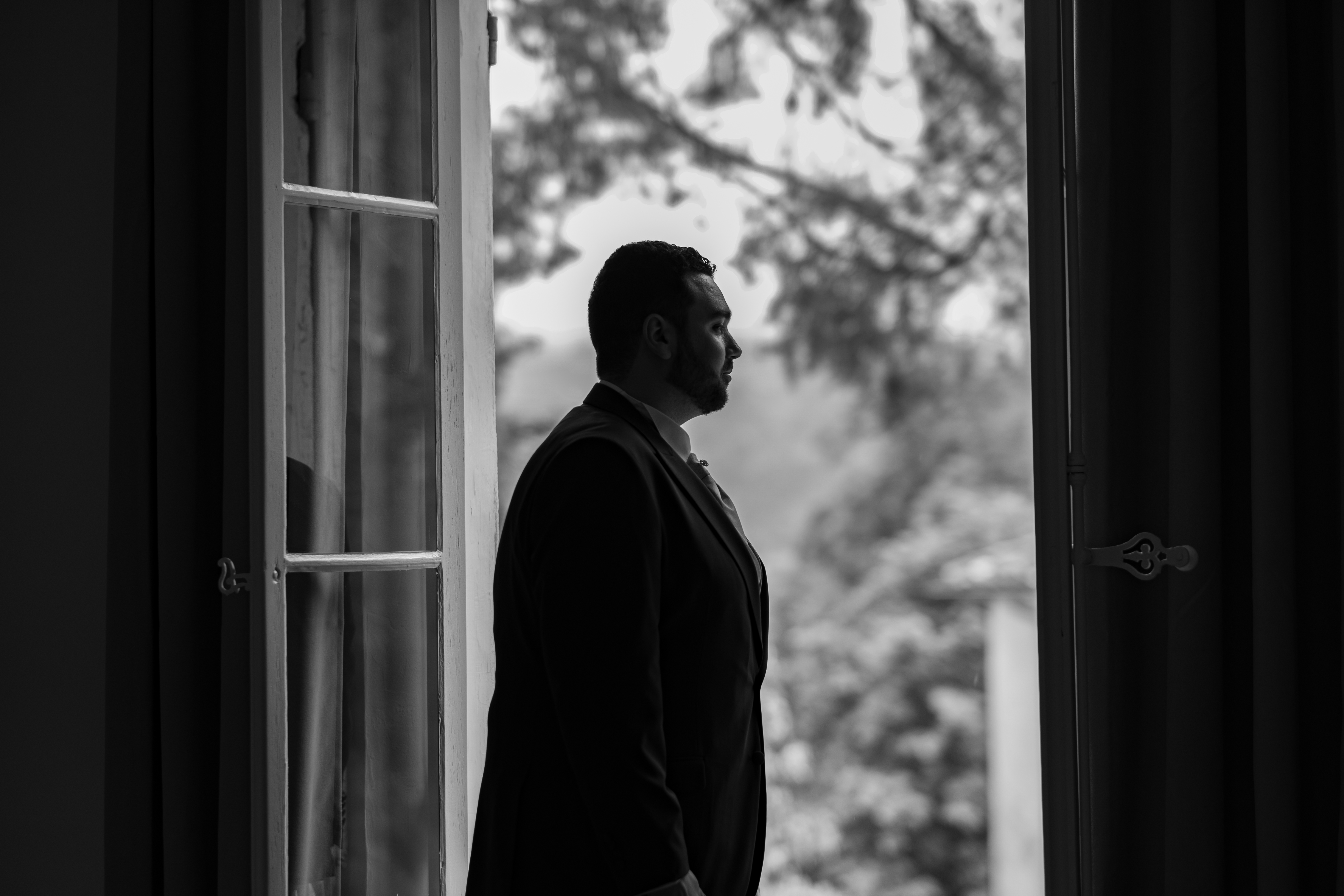 Instant d'émotion pendant un mariage à Hyères 03